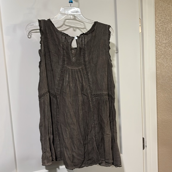 Pol Blouse - Picture 3 of 4